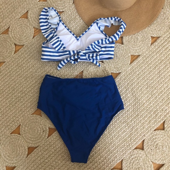 COPY - NWT Cupshe high waisted baiting suit - Picture 2 of 4